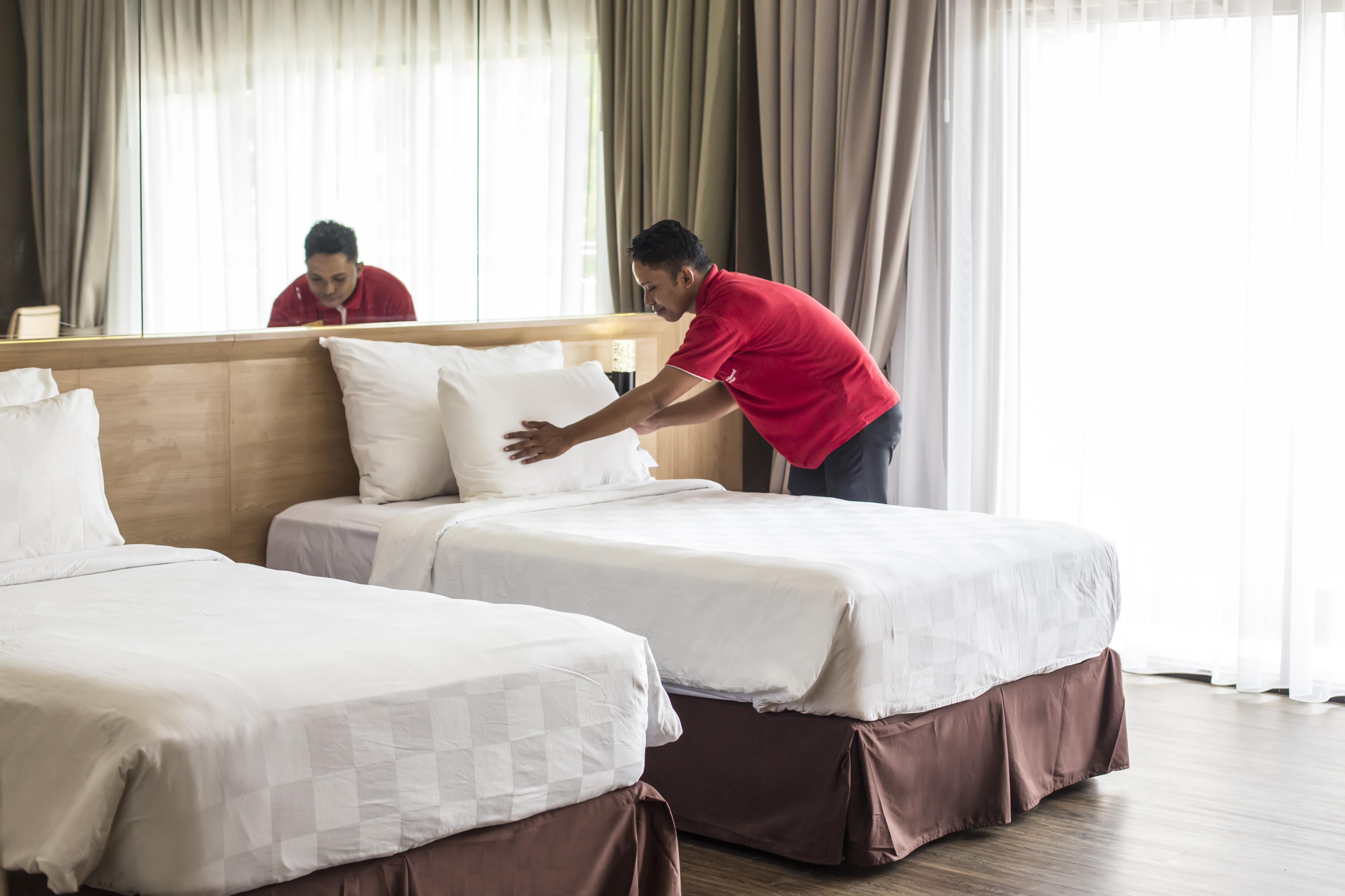 Swiss-Belhotel Маноквари Экстерьер фото