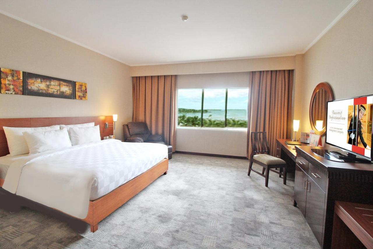 Swiss-Belhotel Маноквари Экстерьер фото